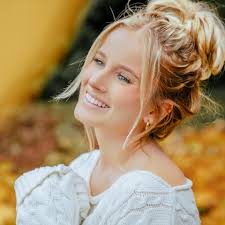 Daniel Gola Photography added a...