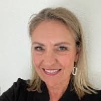 Amanda Eberhardt's Instagram, Twitter & Facebook