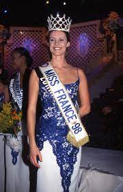 L'ex miss france 1998 est venue afficher ses jolies rondeurs au premier gala de charité des bonnes fées à paris. Instant Vintage Quand Tele Star A Suivi Sophie Thalmann Tele Star