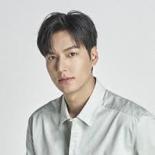 Eternal monarch, i waited very patiently for it to end, so that i can binge watch it. Lee Min Ho Bio Affair Single Net Worth Ethnicity Salary Age Nationality Height Singer South Korean Actor