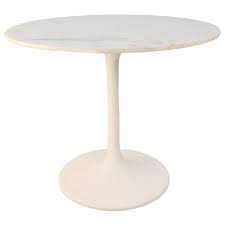 Effortlessly sophisticated, the luis dining table is a lesson in luxury. Enzo 36 Inch Round Marble Top Dining Table White Top With White Base Walmart Com Walmart Com