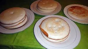 Gateau De Riz Blanc Au Lait De Coco Ou Galette Gateau De Mayotte Recette Gateau De Riz Galette De Riz Recette Recettes De Cuisine