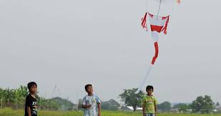 Dan anda harus lebih bekerja keras lagi untuk mewujudkan itu semua. 14 Apa Itu Layang Lelayu News Update Hutomo