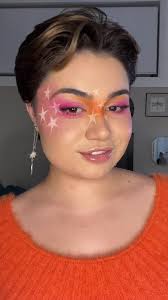 Super Graphic Ultra Modern Girl like me!! #makeup #transition #pridemakeup  #chappellroan #supergraphicultramoderngirl #creativemakeup #editorialmakeup  #trending