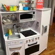 Made of durable materials, every one of our play kitchens is designed to withstand the rigors of playtime. Kidkraft Large Play Kitchen With Lights Sounds Shop Clothing Shoes Online