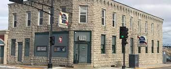 Sturgeon Bay Bar Egg Harbor Prime Rib Sandwich Steaks Seafood Greystone Castle Bar Sturgeon Bay Rib Sandwich Steak And Seafood