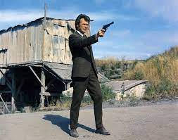 Le casting de le canardeur. Photo De Clint Eastwood L Inspecteur Harry Photo Clint Eastwood Allocine