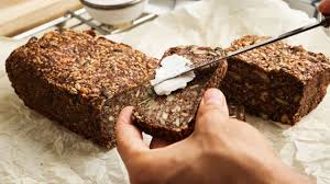 Endlich Ein Gutes Rezept Mit Dem Du Ein Leckeres Glutenfreies Brot Selberbacken Kannst Und Zwar Ganz Ohne M In 2020 Eiweissbrot Rezept Glutenfrei Wraps Teig Rezepte
