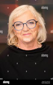 Liane hi-res stock photography and images