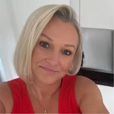 Carly Koch's Instagram, Twitter & Facebook