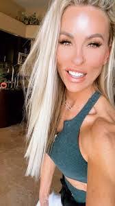 Rhonda Race's Instagram, Twitter & Facebook