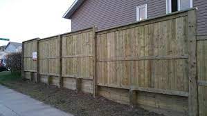 Fortress Style Fence With 4x6 Posts On Top Of Retaining Wall Www Dreamdeckandfence Ca Retaining Wall Fence Outdoor Decor