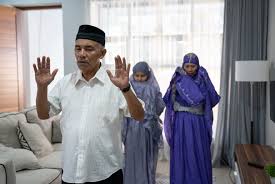 Sholat musafir musafir ialah orang yang bepergian jauh sekali. Niat Sholat 5 Waktu Sendiri Dan Berjamaah Iqra Id