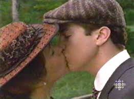 FELIX KING AND IZZY PETTIBONE