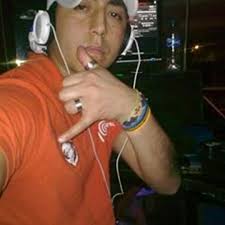 Stream Henry Valle Escobar music