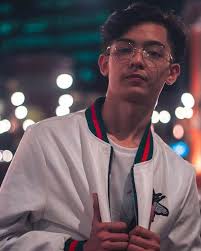  Pin Oleh Juliet Herner Di Ideal Boy Gambar Pacar Fotografi Remaja Gambar Gelap