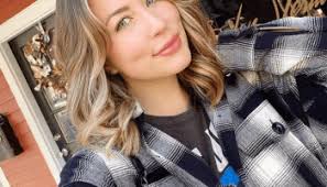 Anna Haddock, Creator of The Coffee Table Blog, Visits Salon Veritas