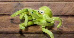 Pinch Pot Octopus Mayco How to make a ceramic pinch pot.