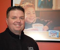 Aaron Richartz's Instagram, Twitter & Facebook