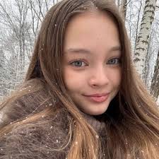 Goddess of beauty Anna Pavaga