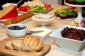 For instance, you could hang a sign over the nourishment table that says bar grub in acknowledgment of the motion picture's scenes inside a bar where a pack of hooligans invest energy. Tangled Party Decor Food Paging Supermom