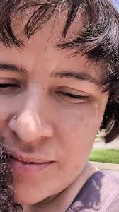 Vivian Gunther's Instagram, Twitter & Facebook