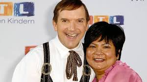 Narumol Und Josef Baby News Damit Hatte Niemand Mehr Gerechnet Narumol Und Josef Furze Lustig Baby News