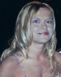 Mandy Glenn's Instagram, Twitter & Facebook