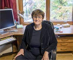 K karikó, h ni, j capodici, m lamphier, d weissman. Eric Topol On Twitter 2 3 Scientists Led The Way Katalin Kariko Worked On A Mrna Vaccine For 30 Years Was Demoted From Pennmedicine D T Losing Her Grants Went To Moderna Tx Https T Co Mkpsnplmdp