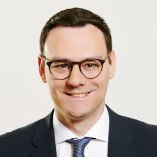 DR. MARKUS MÜLLER, LL.M.