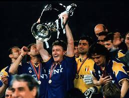 He has played for juventus, marseille, nantes, bordeaux, chelsea, valencia, and the french national team. Didier Deschamps Juventus Didier Deschamps Alchetron The Free Social Encyclopedia Didier Deschamps Gol Juventus Vs Parma 1996