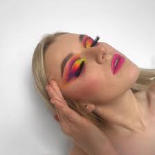 Lesley Kidd (@Lessybobs)