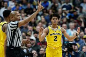 Jordan poole #2 of the michigan wolverines drives to the basket against seth dugan #50 of the western michigan broncos at crisler arena on december 15, 2018 in. Ù„Ø¹Ù‚ ØºÙŠØ± Ù…ØªÙˆØ§ÙÙ‚ Ù‡Ù†Ø§Ùƒ Ø­Ø§Ø¬Ø© Ù„ Michigan Basketball Jersey Poole Dsvdedommel Com
