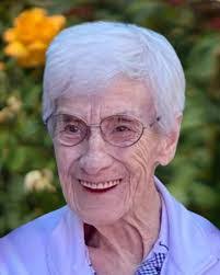 Frances Coon's Instagram, Twitter & Facebook