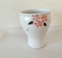 [USY014] Traditional Handmade Japanese Ceramic vase: porcelain sakura