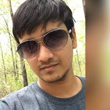 What is the effect of hydraulic pump wear and its influence