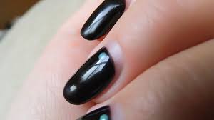 On the thick top coat i will do one finger at a time alternating hands in order to keep the top coat from running all over the side walls of the nail. Opi Gelcolor And Opi Axxium Soak Off Gels What S The Difference Beautygeeks