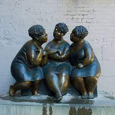 Have You Heard Les Chuchoteuses The Gossipers On Rue Saint Paul Montreal Quebec Canada This Bronze Huma Public Sculpture Statue Unique Sculptures