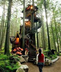 these aren t your childhood tree houses 22 stunning photos from around the world blog of francesco mugnai rustik kulubeler evler mimari