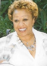 Sharon Pickett's Instagram, Twitter & Facebook