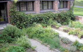 Explore urban ladder's elegant bed designs to find a single bed that suits your space and requirements. How To Make Raised Beds Modern Farmer