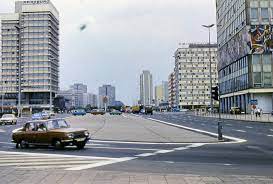 alexanderplatz haus des reisens haus der statistik und das haus des lehrers 1980 ostberlin berlin ddr