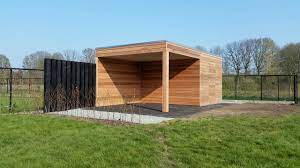 overkapping met berging van red ceder hout www vanviegen com tuinhuizen tuin buitenleven