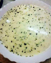 Tuerkische Joghurtsuppe Mit Reis Und Minze L Yayla Corbasi Turkisches Essen Rezepte Turkische Kuche Und Turkisches Essen