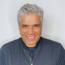 Gilbert Valdez's Instagram, Twitter & Facebook