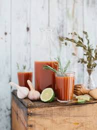 Jus De Legumes De Type V8 Fait Maison Mango Smoothie V8 Smoothies Recipe Drinks Alcohol Recipes