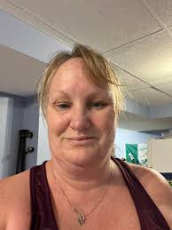 It's 3:49 a.m. Who else up? I'm about to workout 💪