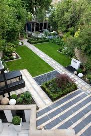 Spectacular Yard Design Ideas Front Lawn A Different Look Right Away With These Modern Backyard Landscaping Modern Japanese Garden Modern Garden Landscaping