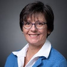 Linda Yeater's Instagram, Twitter & Facebook