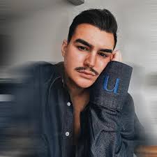 NICHOLAS PARIS (@nicholas.paris) · Paris